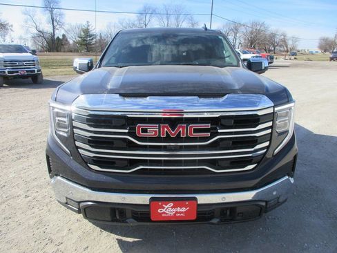 New 2026 GMC Sierra 1500 SLT w/ SLT Premium Plus Package image 12