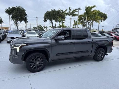 Used 2023 Toyota Tundra Platinum w/ Advanced Package AWD/4WD image 10