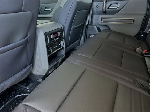 New 2025 GMC Hummer EV 2X w/ Extreme Off-Road Package image 9