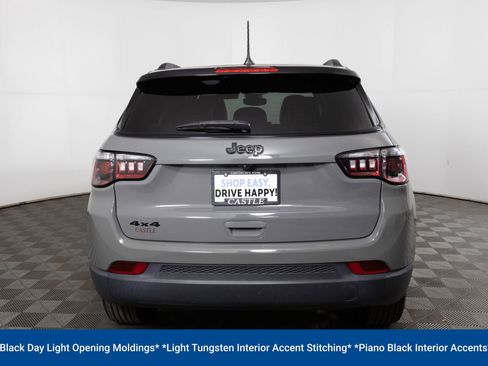 Used 2023 Jeep Compass Altitude image 12