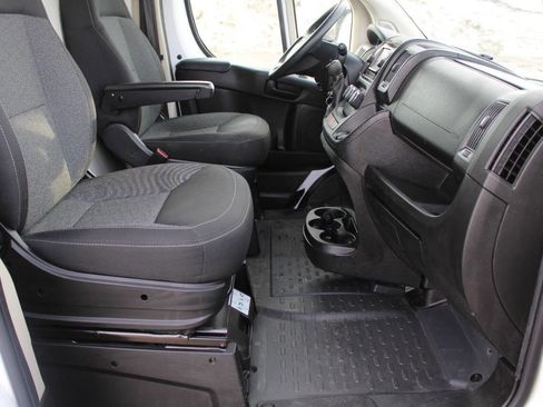 Used 2021 RAM ProMaster 1500 image 7