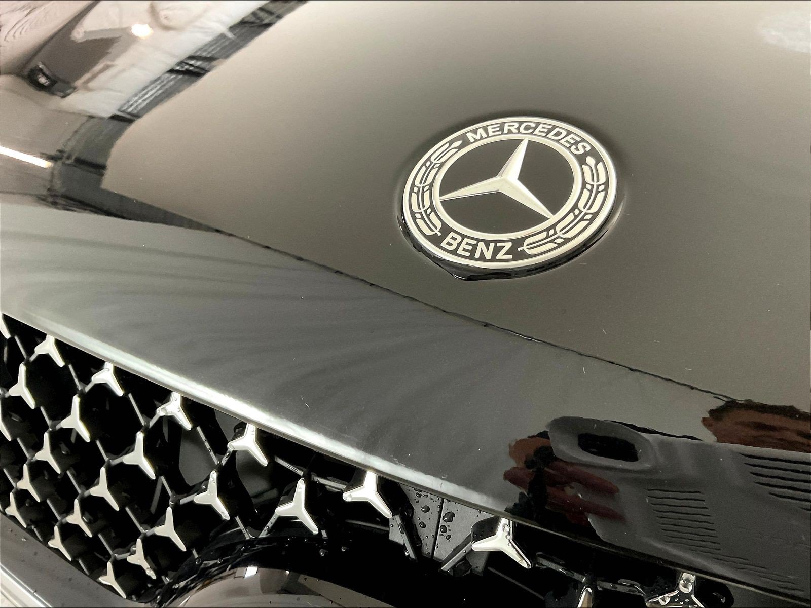 Certified 2025 Mercedes-Benz GLE 450 4MATIC w/ AMG Line Exterior image 37