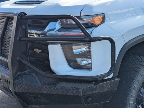 Used 2021 Chevrolet Silverado 2500 LT w/ Fleet Comfort Package AWD/4WD image 12