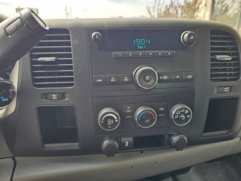 Used 2013 GMC Sierra 2500 W/T AWD/4WD image 11