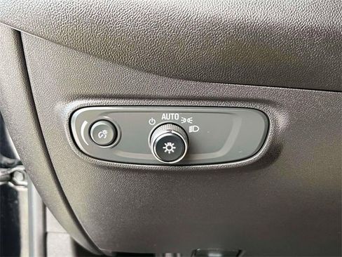 Used 2023 Chevrolet Equinox RS w/ RS Leather Package image 22