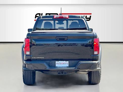 Used 2024 Chevrolet Colorado Trail Boss w/ Technology Package AWD/4WD image 6
