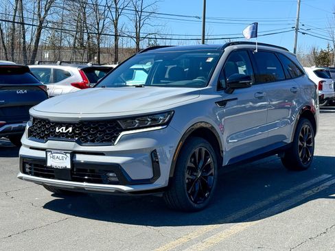 Used 2023 Kia Sorento SX image 3