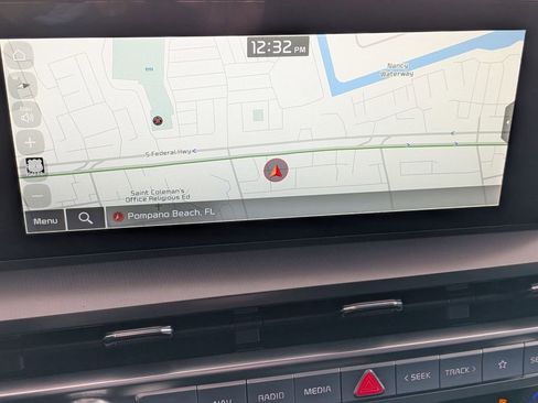 Used 2025 Kia Telluride S image 19