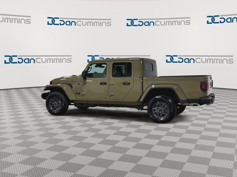 New 2026 Jeep Gladiator Sport image 6