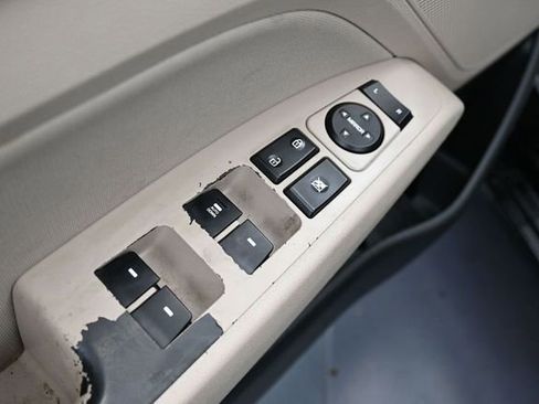 Used 2018 Hyundai Elantra SEL FWD image 13