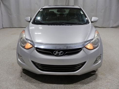Used 2012 Hyundai Elantra Limited w/ Technology Pkg 5 FWD image 7