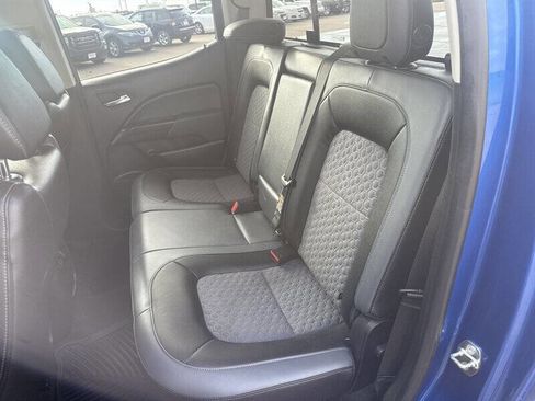 Used 2018 Chevrolet Colorado Z71 AWD/4WD image 18