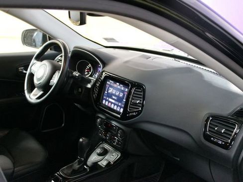 Used 2020 Jeep Compass Limited AWD/4WD image 12