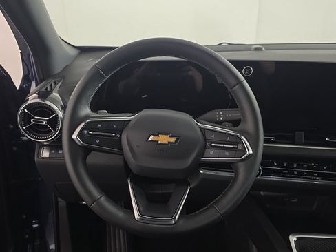 Certified 2026 Chevrolet Equinox LT w/ Safety and Technology Package FWD image 13