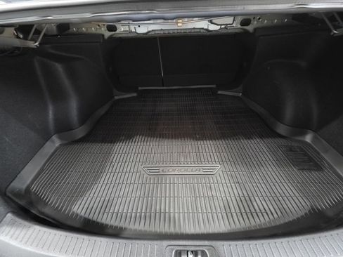 Used 2023 Toyota Corolla LE image 21