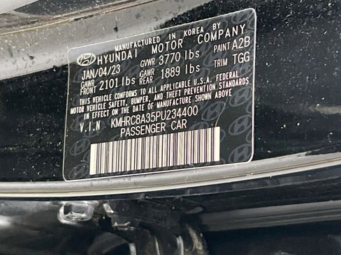 Used 2023 Hyundai Venue SEL image 30