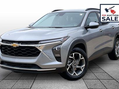 Used 2025 Chevrolet Trax LT