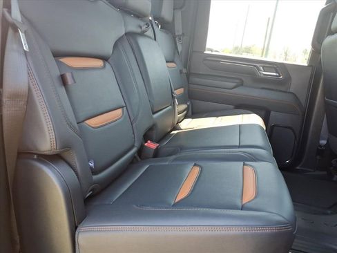 Used 2024 GMC Sierra 3500 AT4 w/ AT4 Premium Plus Package image 14