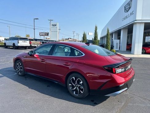 Used 2024 Hyundai Sonata SEL FWD image 8