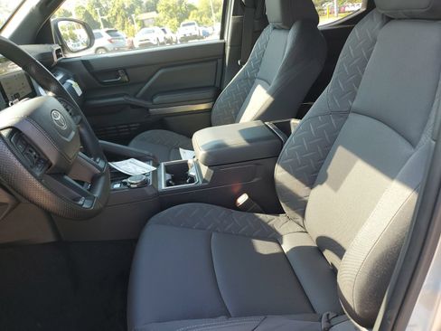 Used 2026 Toyota Tacoma SR5 AWD/4WD image 16