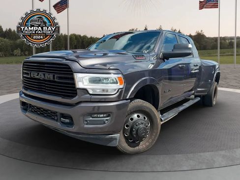 Used 2020 RAM 3500 Laramie w/ Night Edition AWD/4WD image 4
