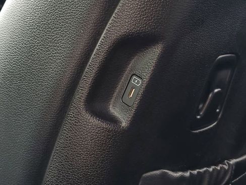 Used 2023 Kia Telluride SX X-Line image 11