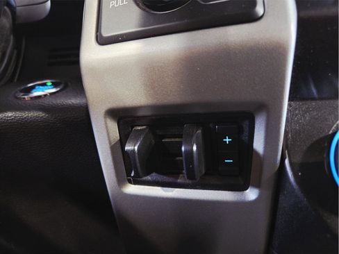 Used 2020 Ford F250 Lariat AWD/4WD image 27
