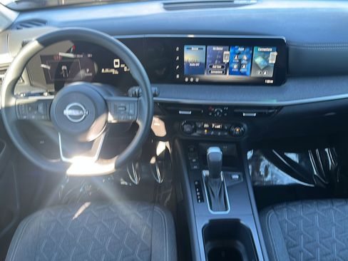 New 2026 Nissan Kicks SV image 14