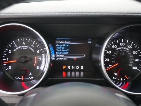 Used 2019 Ford Mustang Premium RWD image 20
