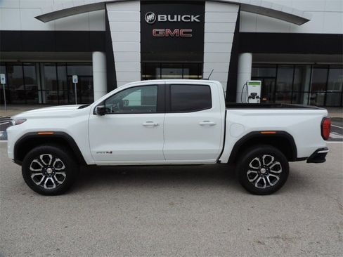 Certified 2024 GMC Canyon AT4 w/ Technology Package image 8