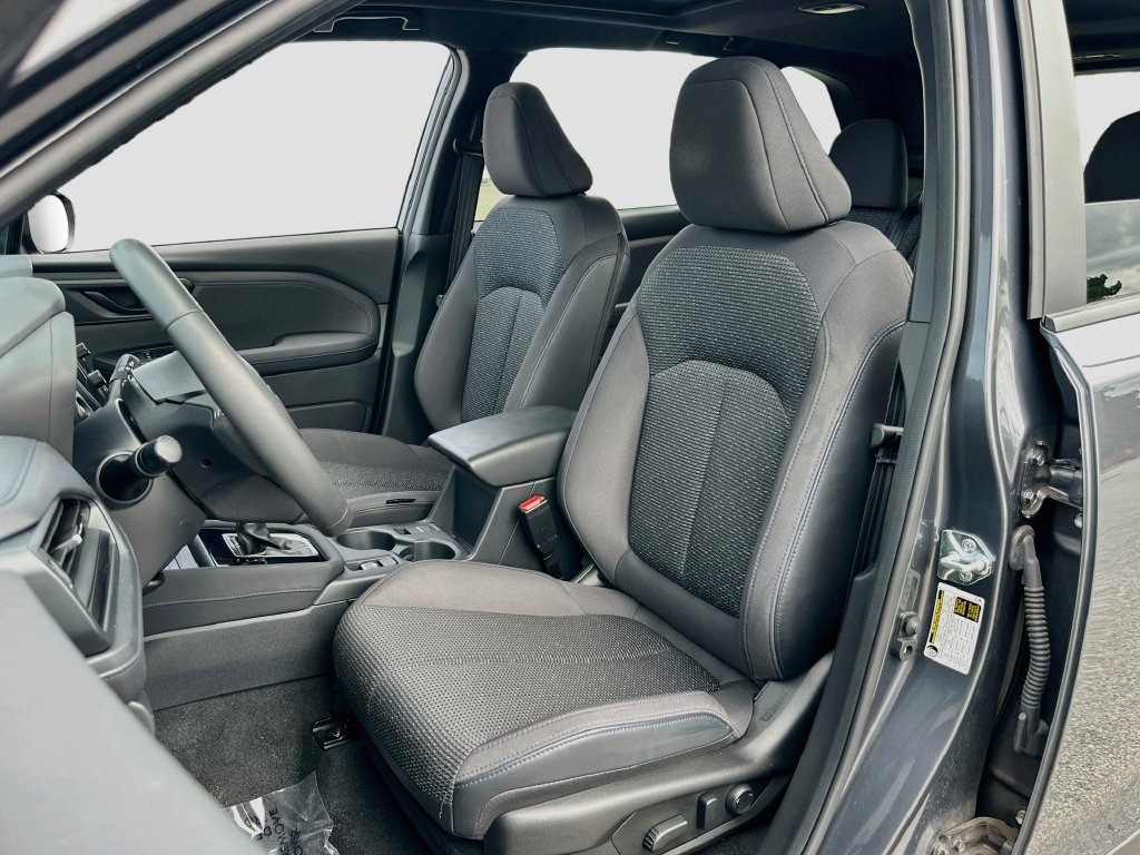 Certified 2025 Subaru Forester Premium AWD/4WD image 20
