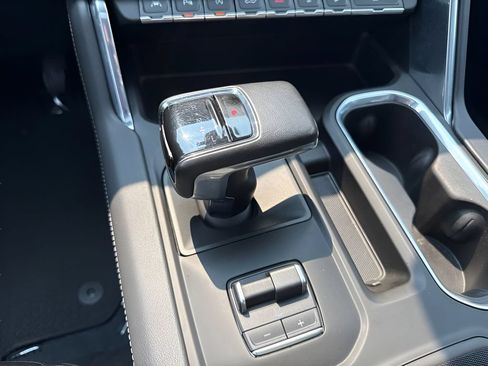 Used 2022 GMC Sierra 1500 Denali AWD/4WD image 19