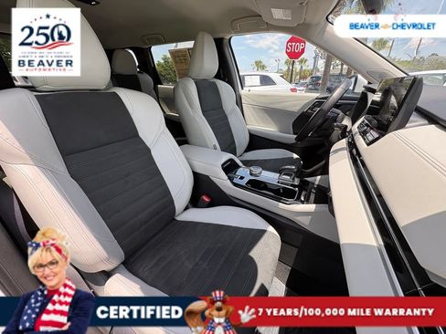 Used 2025 Mitsubishi Outlander SE FWD image 29