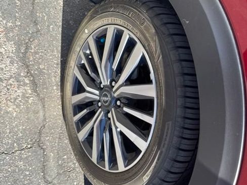 Used 2023 Nissan Kicks SV FWD image 10
