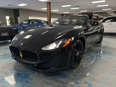 Used 2015 Maserati GranTurismo Sport RWD image 39