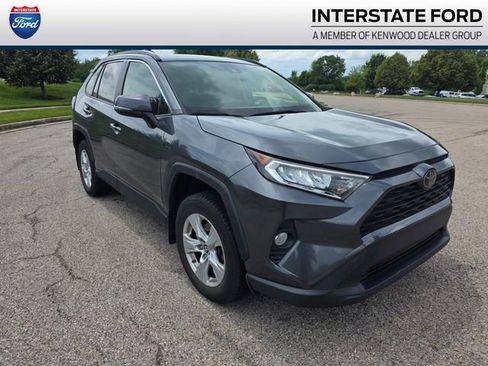 Used 2019 Toyota RAV4 XLE w/ Convenience Package AWD/4WD image 1