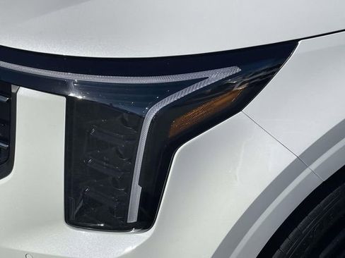 New 2026 Kia Carnival SX Prestige FWD image 8