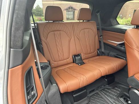 Used 2026 BMW X7 M60i w/ M Sport Professional Package AWD/4WD image 41