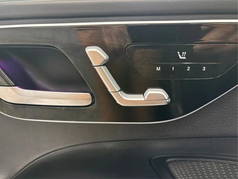Used 2022 Mercedes-Benz C 300 4MATIC Sedan image 24