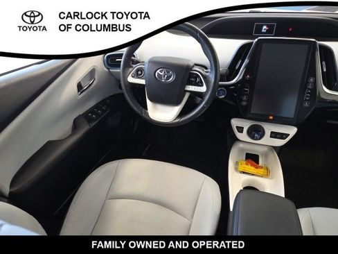Used 2017 Toyota Prius Prime Advanced FWD image 18