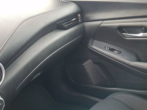 Used 2024 Nissan Sentra SV w/ All-Weather Package FWD image 31