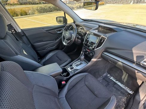 Used 2021 Subaru Forester Premium image 36