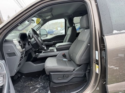 Used 2022 Ford F150 XLT w/ Equipment Group 302A High image 12