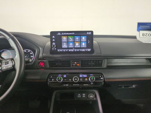 Certified 2023 Honda Pilot TrailSport image 22