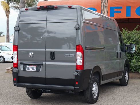 Used 2023 RAM ProMaster 3500 FWD image 9
