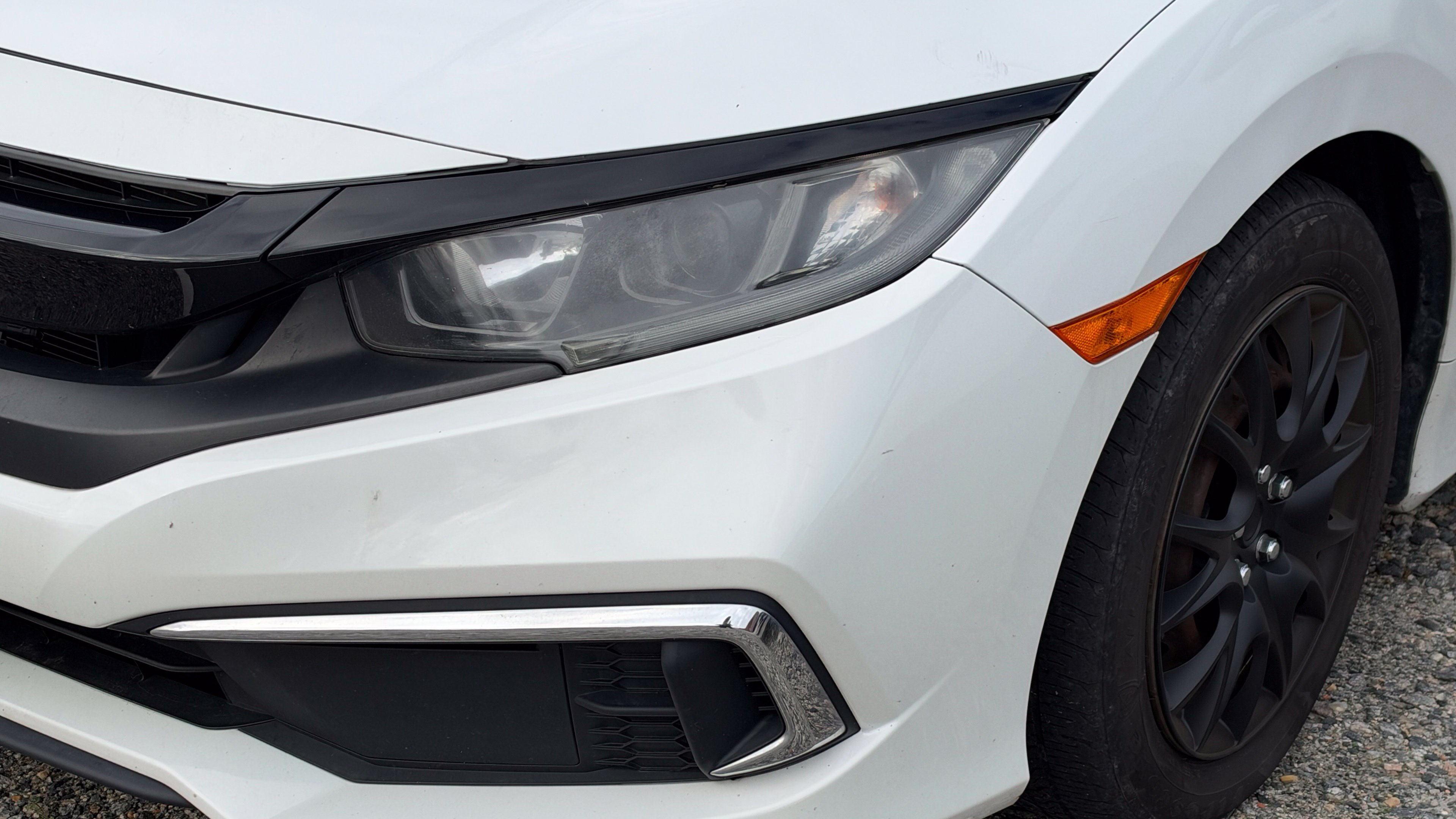 Used 2019 Honda Civic LX image 2