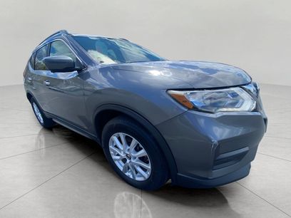 Used 2017 Nissan Rogue SV