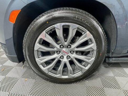 Used 2021 GMC Yukon Denali w/ Denali Ultimate Package image 12