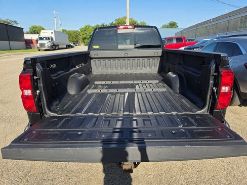 Used 2015 GMC Sierra 3500 SLE w/ SLE Preferred Package AWD/4WD image 8
