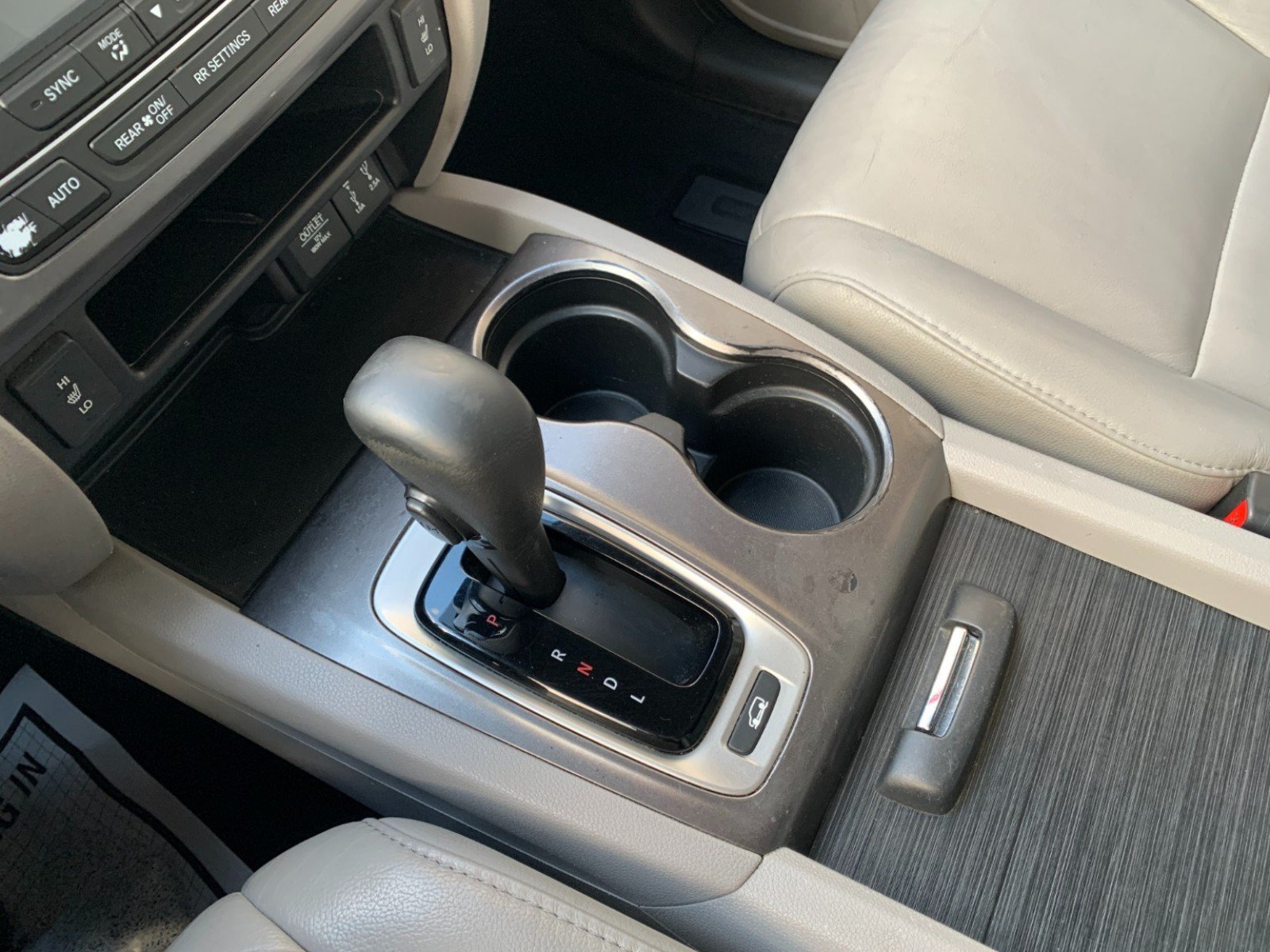 Used 2018 Honda Pilot EX-L image 19